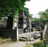 寧平必玩景點--碧洞古寺Chùa Bích Động