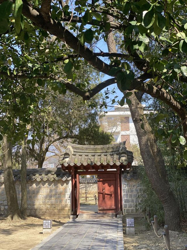 한복이 가장 잘 어울리는 그 곳 ‘전주한옥마을’