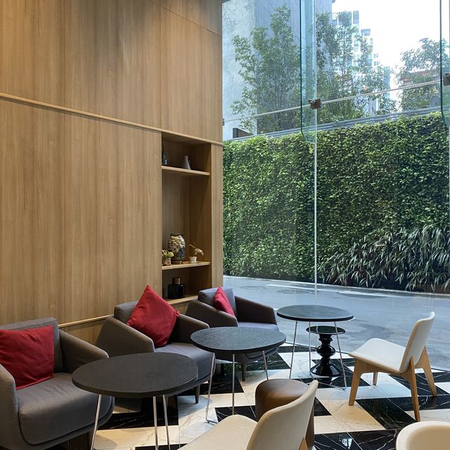 โรงแรม pet friendly ใกล้ emquartier และ emporium