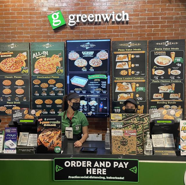 피자 도우가 부드러워 맛있는 “greenwich”
