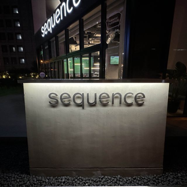 sequence SUIDOBASHIのフロント