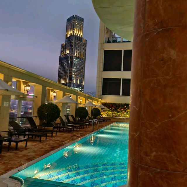 聖誕好去處帝苑酒店、頂樓花園和游泳池、看夜景！