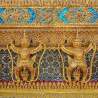 🙏ไหว้พระขอพรต้อนรับปีใหม่ วัดพระแก้ว🙏