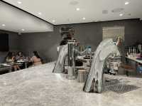 潮牌店內驚喜CAFE@OFF-WHITE