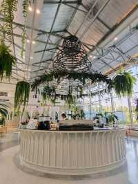 Boonta Café สไตล์ glasshouse เหมือนนั่งอยู่ในสวน
