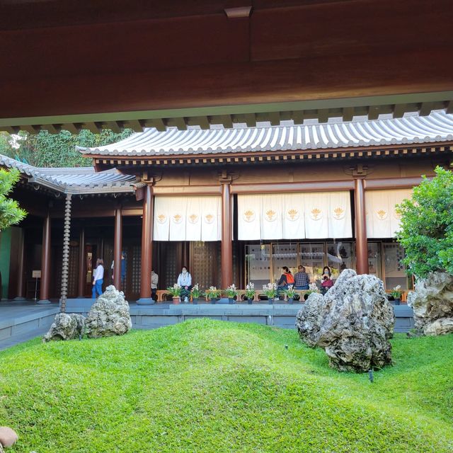 三十年後載譽歸來佛攝展 