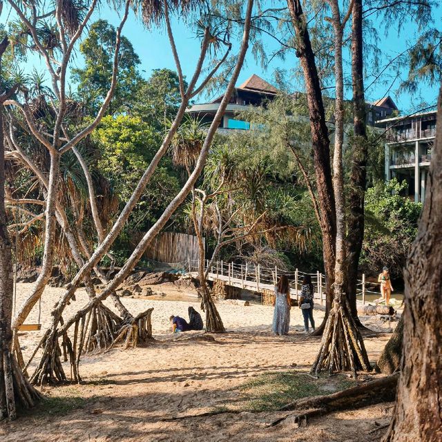 หาดในทอน & สะพานไม้• Phuket•