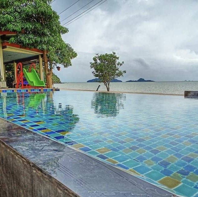 รีสอร์ทติดทะเล มองวิว 360 องศา