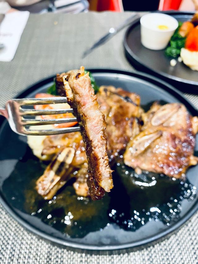 "Lockeroom Dining，一下油香 一下清新 无敌"