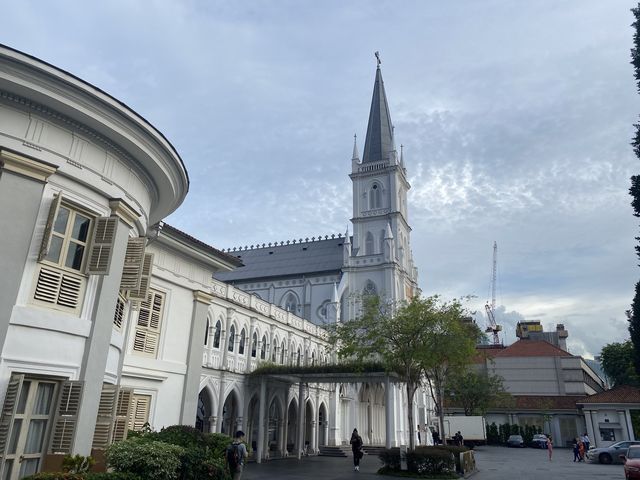 Chijmes : school turned Chapel