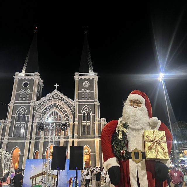 เที่ยวงานคริสต์มาส จันทบุรี ที่โบสถ์สวยที่สุดในไทย