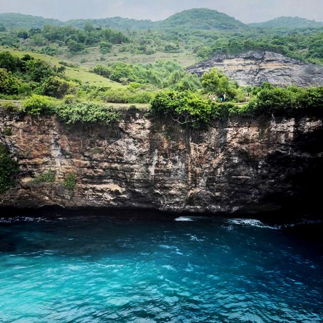 Broken Beach: Stunning Natural Wonder!