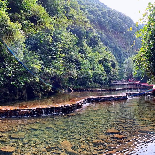 廣西弄拉：品嘗馬山黑山羊宴