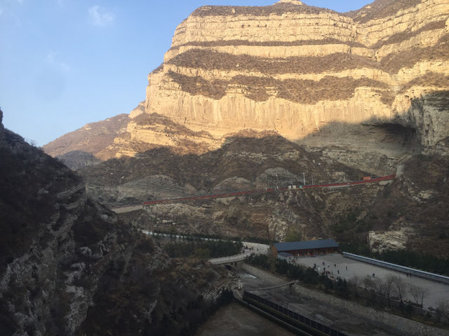 THE HANGING TEMPLE