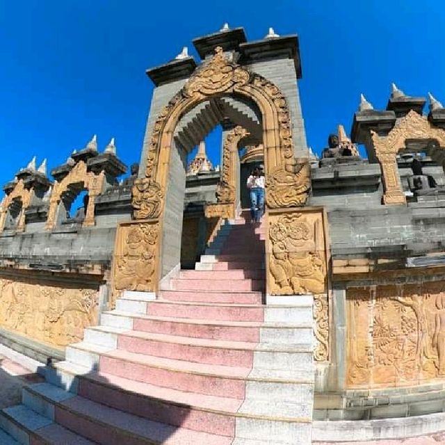 วัดป่ากุง​ จังหวัดร้อยเอ็ด
