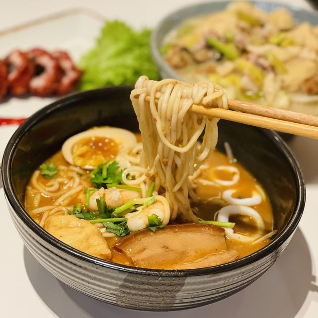 🍜🍲 @4口Four Bites 