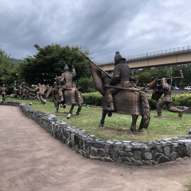 buffet in Busan and trips around Kimhae
