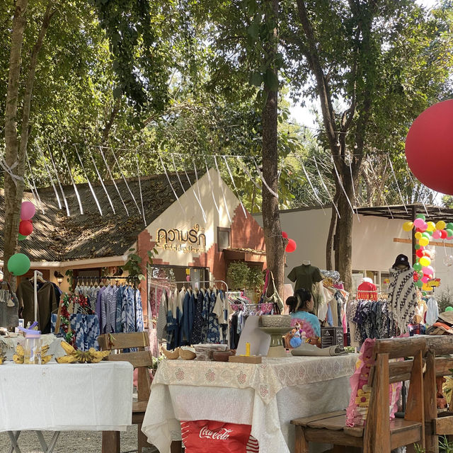 near CMU cafe hub local flee market 