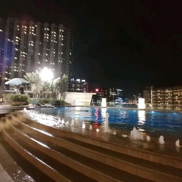  擁有超靚夜景可望尖沙咀同香港嘅酒店