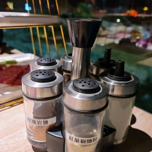 加399元就有日本A5和牛的紅巢燒肉😘