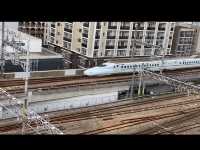博多駅発着の電車が丸見え。トレインビューホテル。