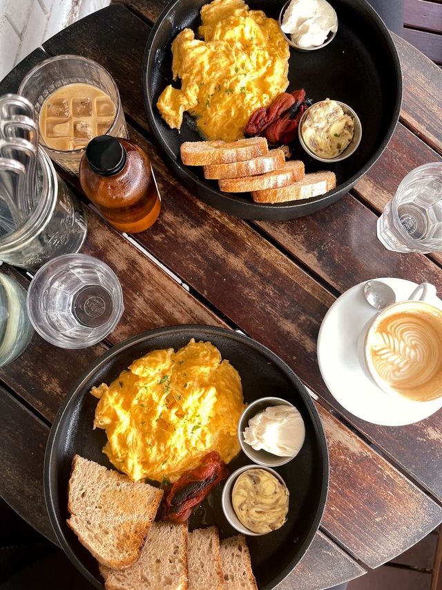 Breakfast @ Atlas CoffeeHouse 