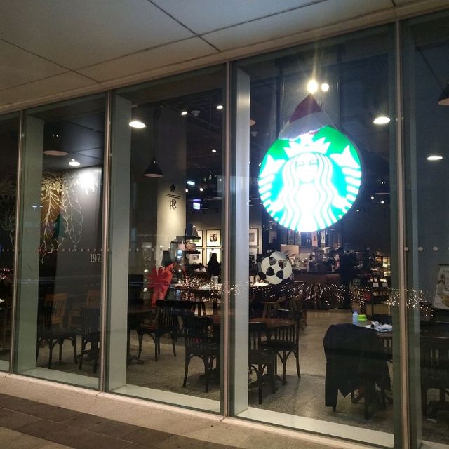 星巴克典藏咖啡 南港中信門市