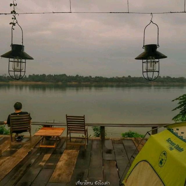 นอนเต็นท์ จิบกาแฟ แลโขง Atsamat Camp l นครพนม