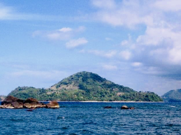 EXCURSION TO ATULAYAN ISLAND  