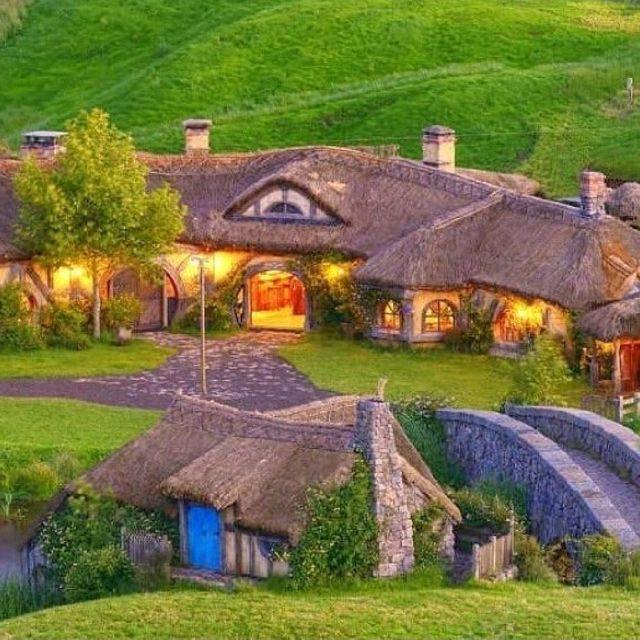 GREEN DRAGON PUB