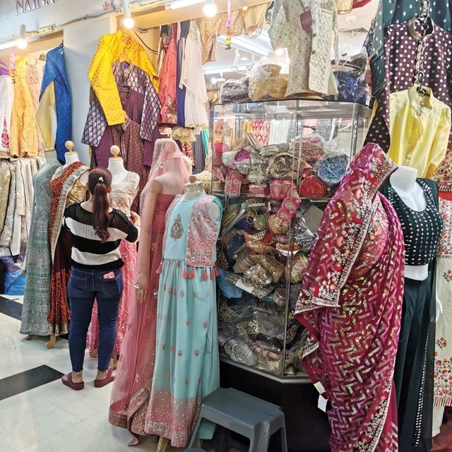 แวะมาช้อปปิ้งที่ India Emporium 