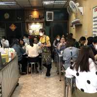 ร้านก๋วยเตี๋ยวนายเอี่ยม @ MRT เพชรบุรี