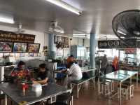 ศูนย์รวมอาหารพื้นเมืองภูเก็ต