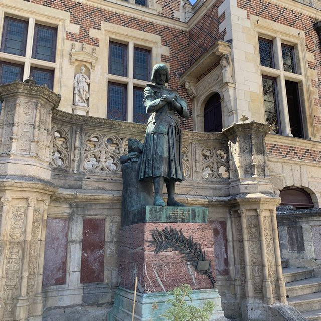 Hôtel Groslot 格羅斯洛大樓