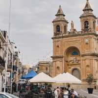 Ghé thăm làng chài Marsaxlokk