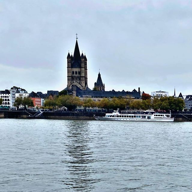 The other side of Cologne 