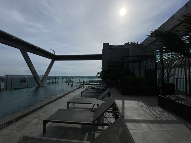 Staycay @ Holiday Inn Johor Bahru City