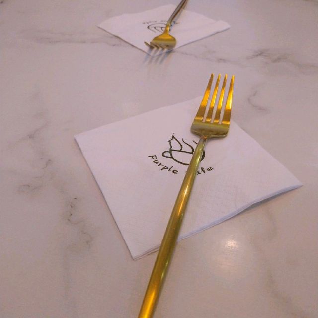 太子打卡紫色主題cafe