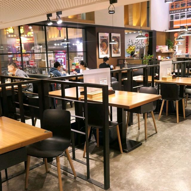 板橋誠品道地港式茶餐廳 彌敦道茶餐廳