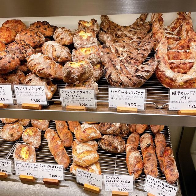 【神戸】パンやきどころR IK I✨コルネが美味しすぎる💖