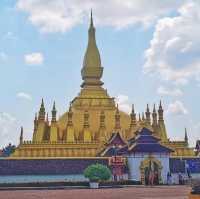 Pha That Luang Stupa