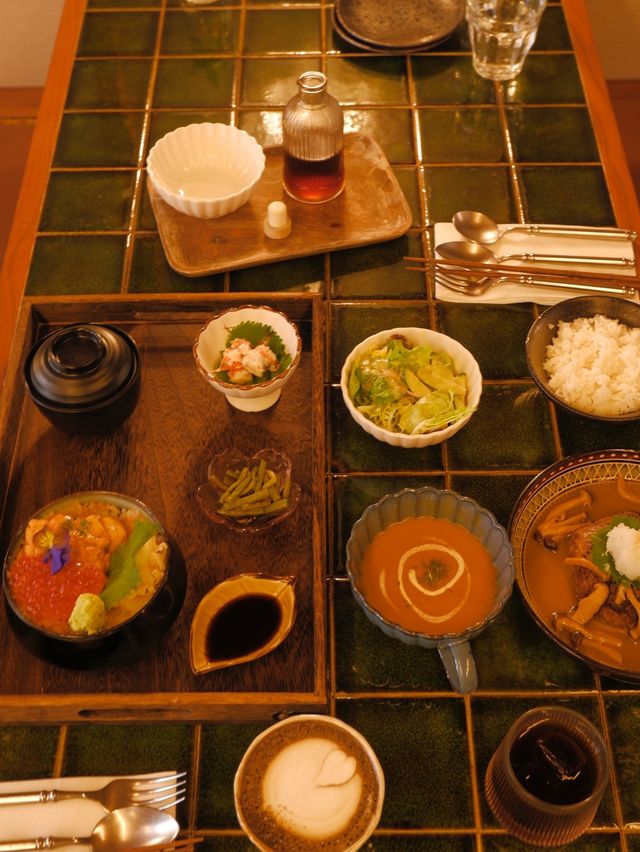 活化唐樓上的榻榻米居酒屋