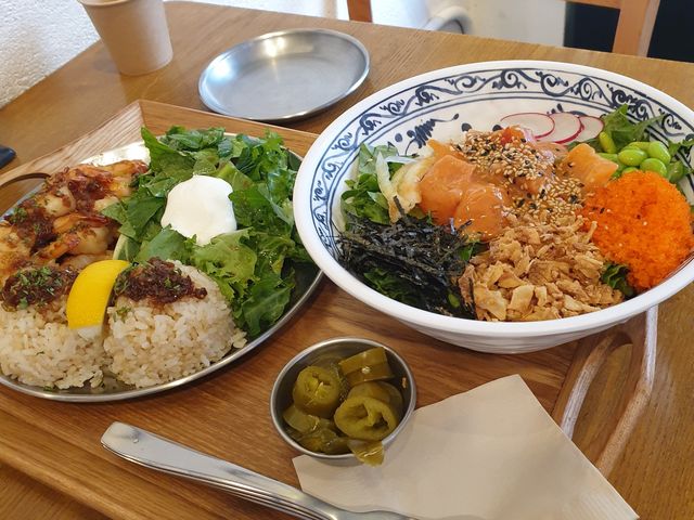 홍대ㅣ하와이 건강식 포케를 먹을 수 있는 반려동반가능 홍대 맛집, 슬로우 캘리