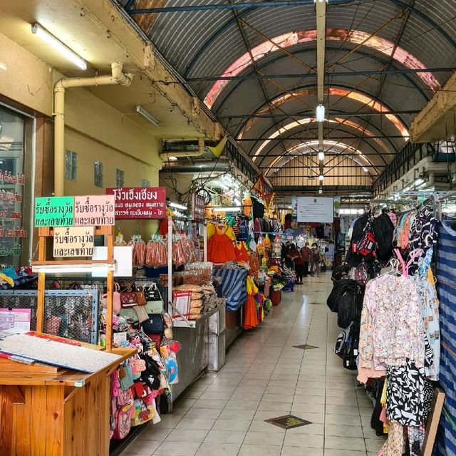 ตลาดบน-ล่าง ตลาดเก่าแก่คู่เมืองนครปฐม กว่า135 ปี