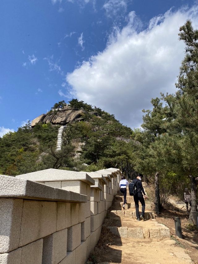 종로구와 서대문구의 경계가 되는 인왕산 등산 ⛰