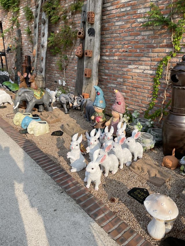 이천 감성 최고 대형카페 “이진상회” 이천 감성 최고 대형카페 “이진상회”