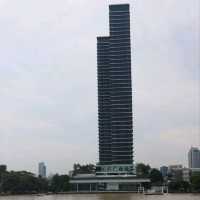 乘坐渡輪欣賞曼谷兩岸風景