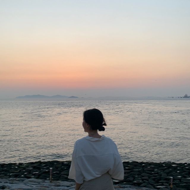 서울 근교에서 황홀한 노을을 볼 수 있는 바다를 찾는다면 시화 나래 휴게소! 