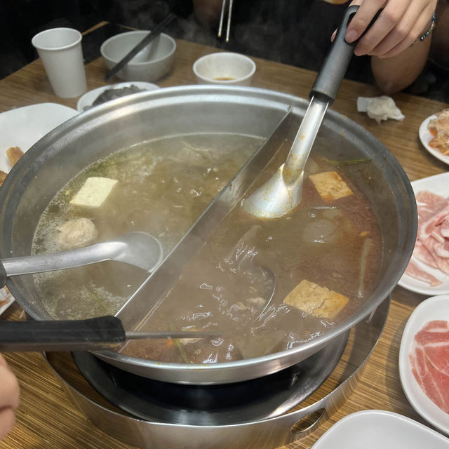 新北美食-詹記麻辣火鍋（新莊總店）