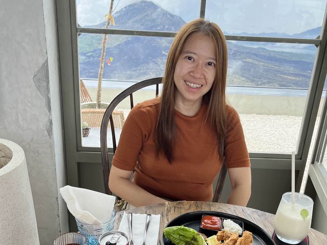 Cafe with stunning view of Mount Batur